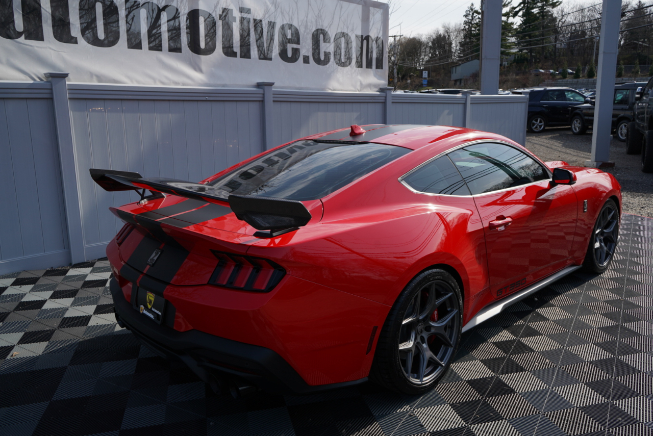 Ford Mustang 2dr Fastback Shelby GT350 2025