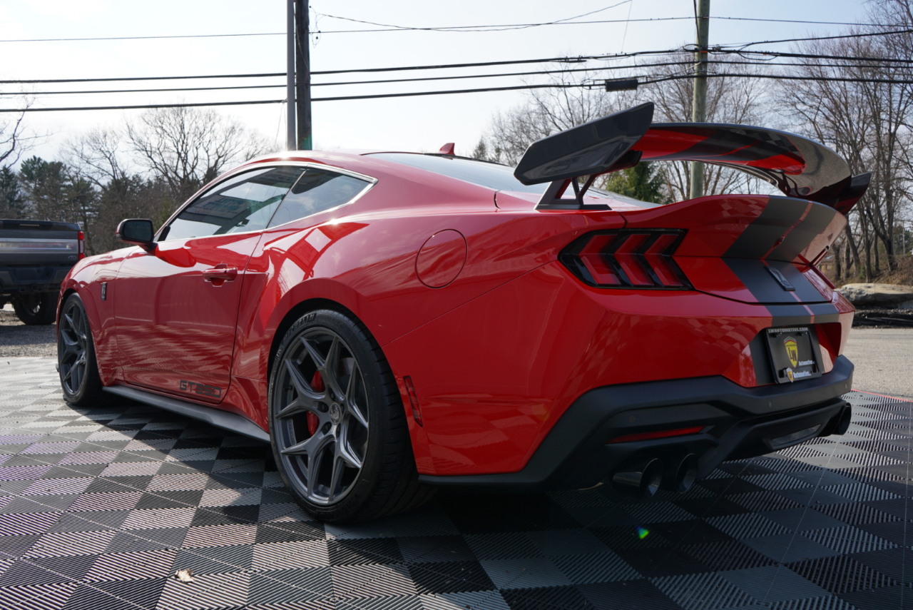 Ford Mustang 2dr Fastback Shelby GT350 2025