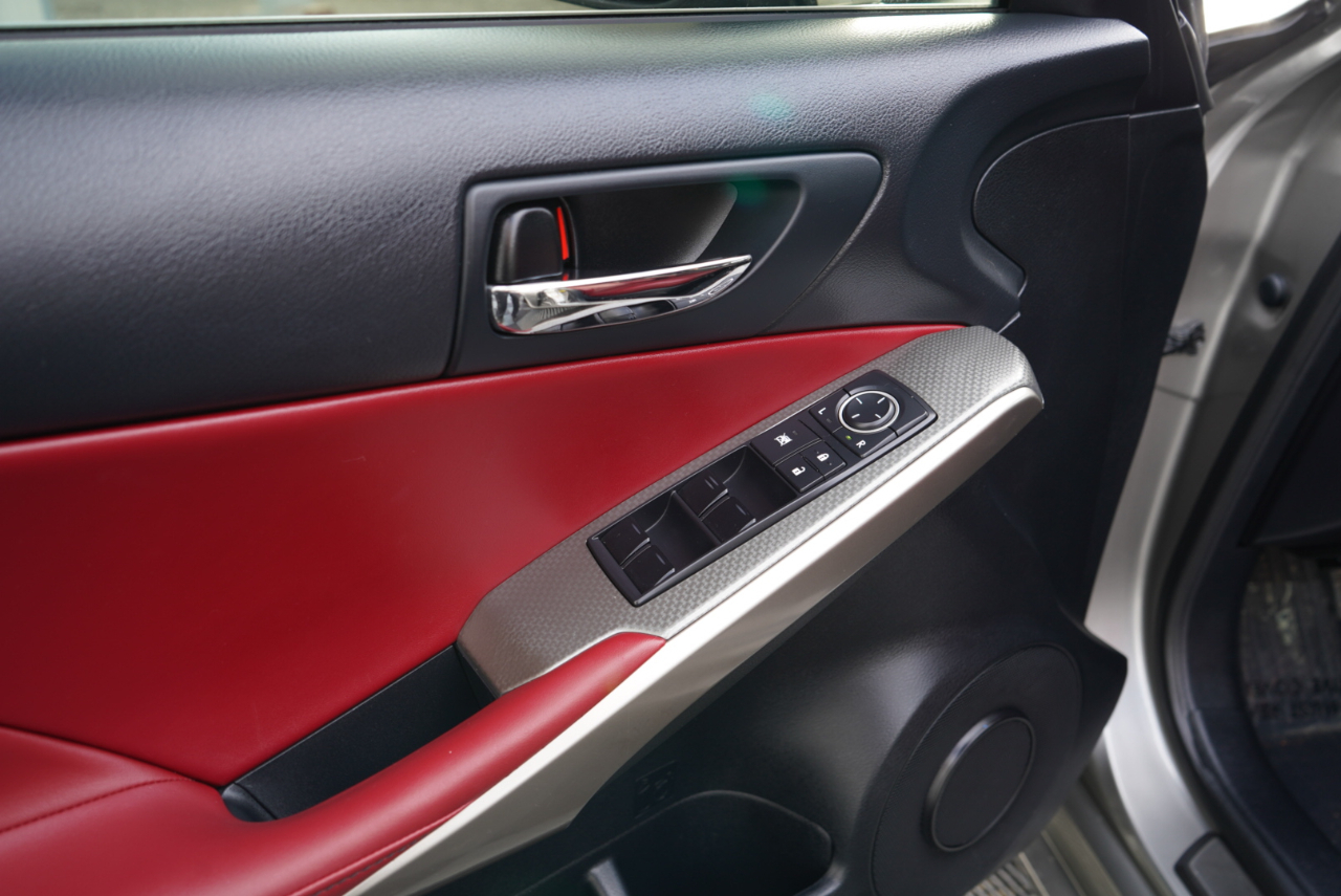 Lexus IS 250 4dr Sport Sdn AWD 2015