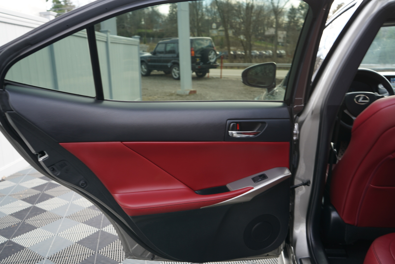 Lexus IS 250 4dr Sport Sdn AWD 2015