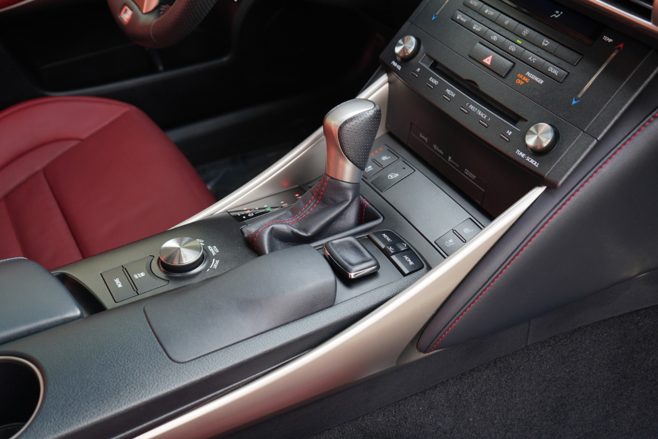 Lexus IS 250 4dr Sport Sdn AWD 2015