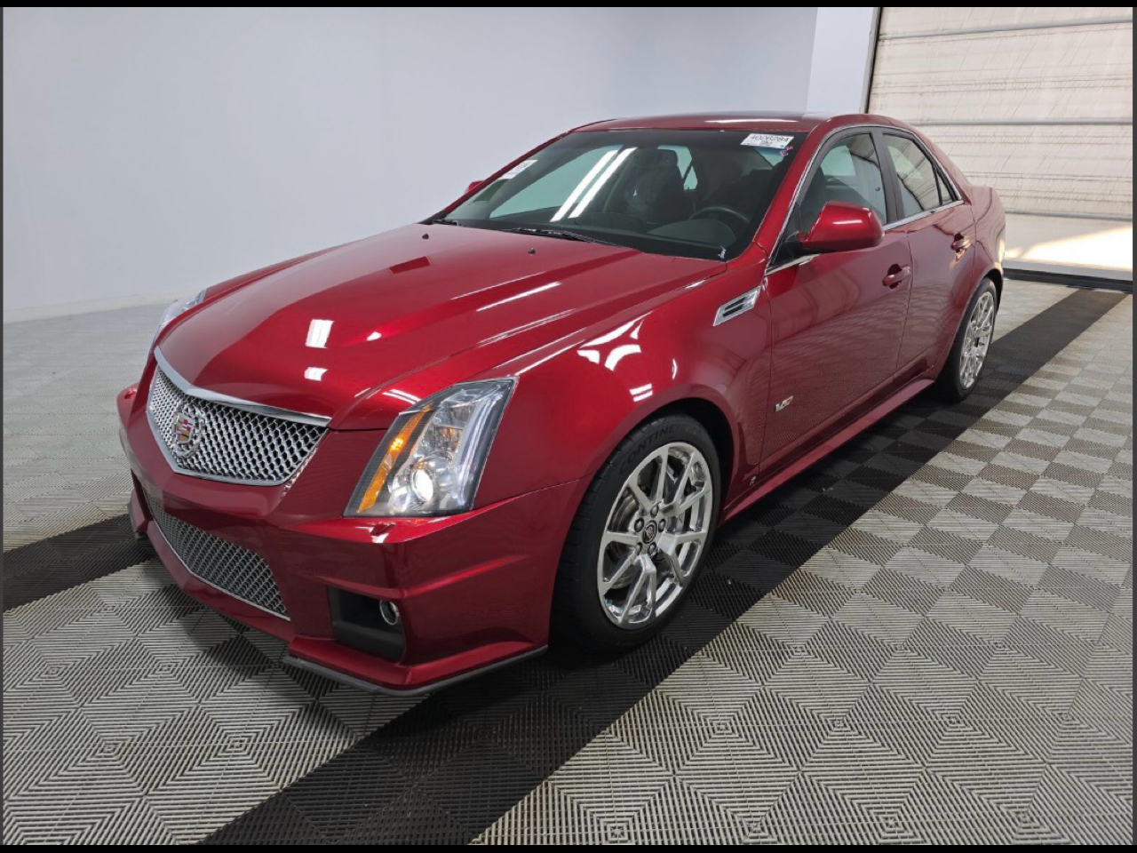 Cadillac CTS-V 4dr Sdn 2009