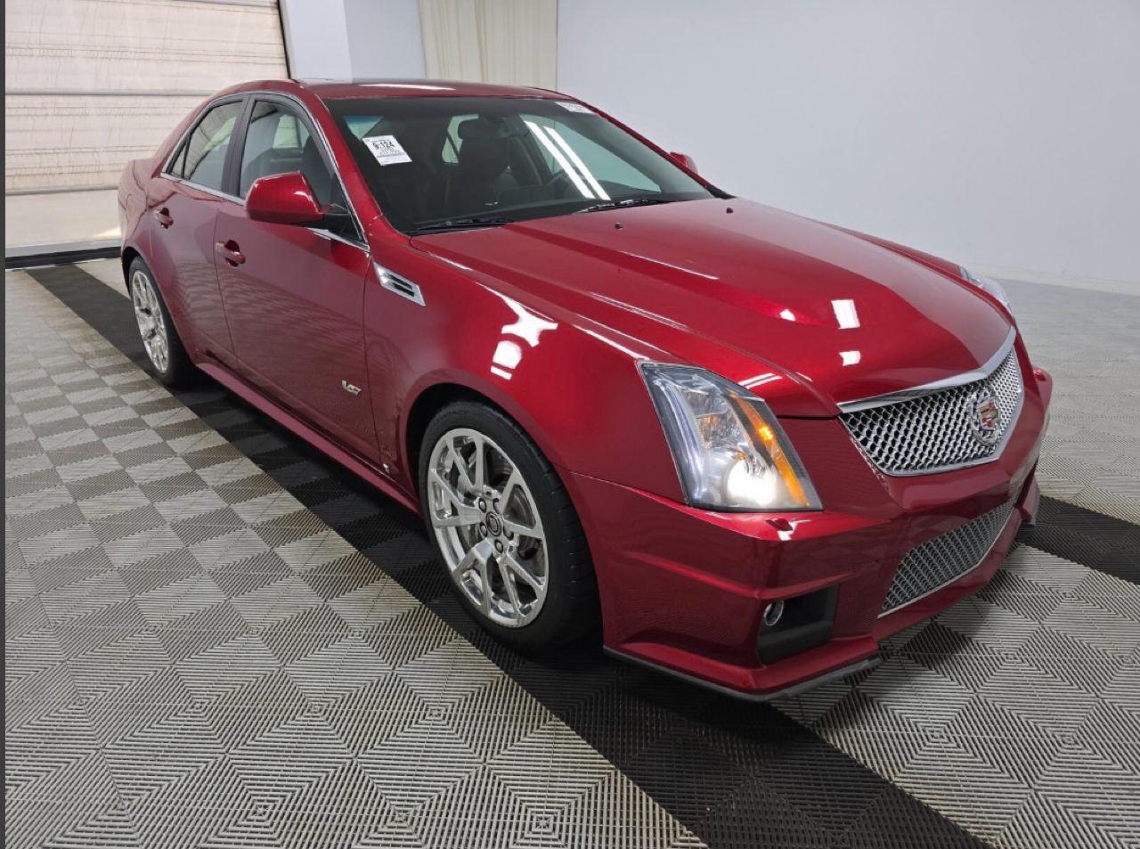 Cadillac CTS-V 4dr Sdn 2009