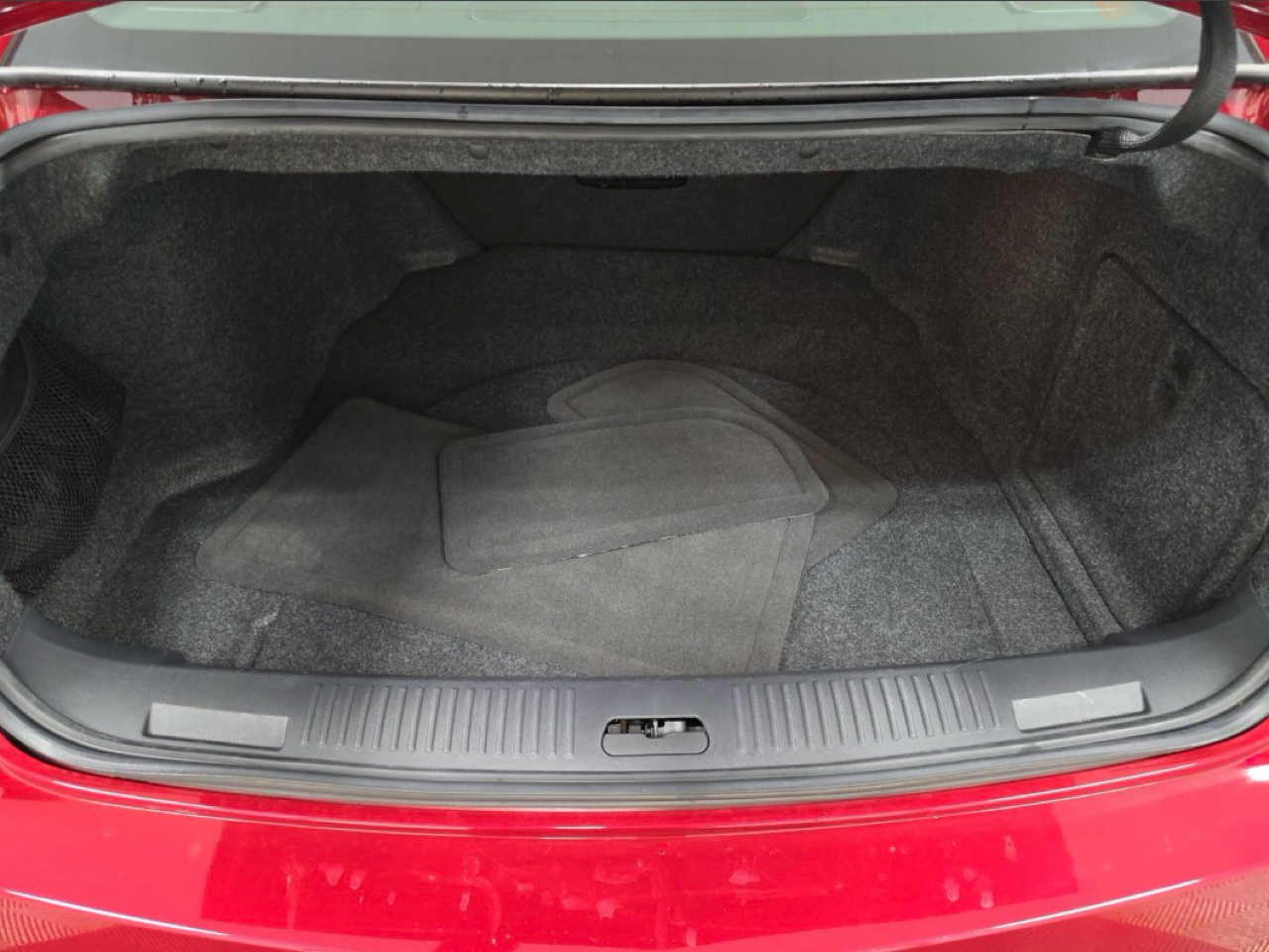 Cadillac CTS-V 4dr Sdn 2009