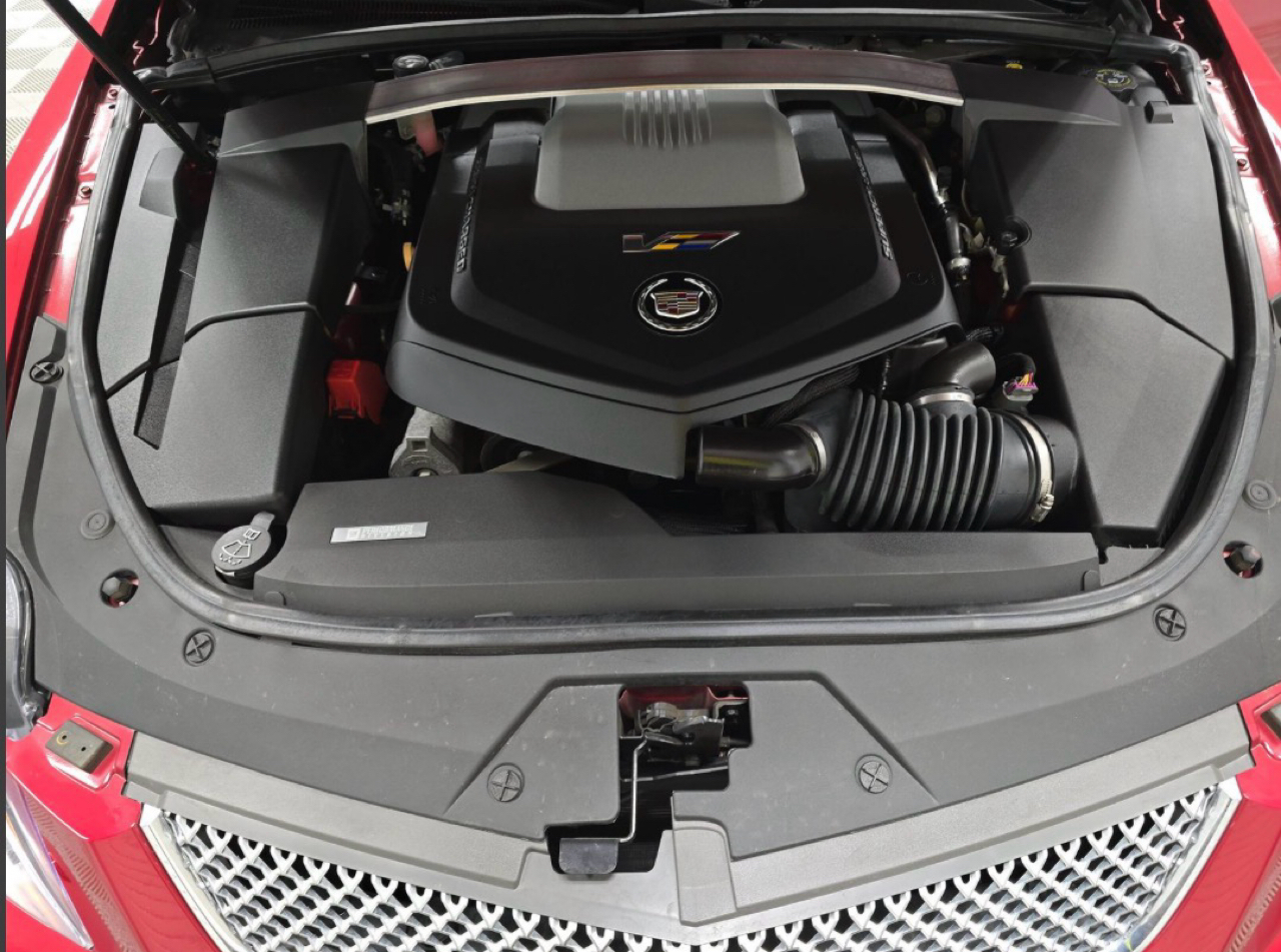 Cadillac CTS-V 4dr Sdn 2009