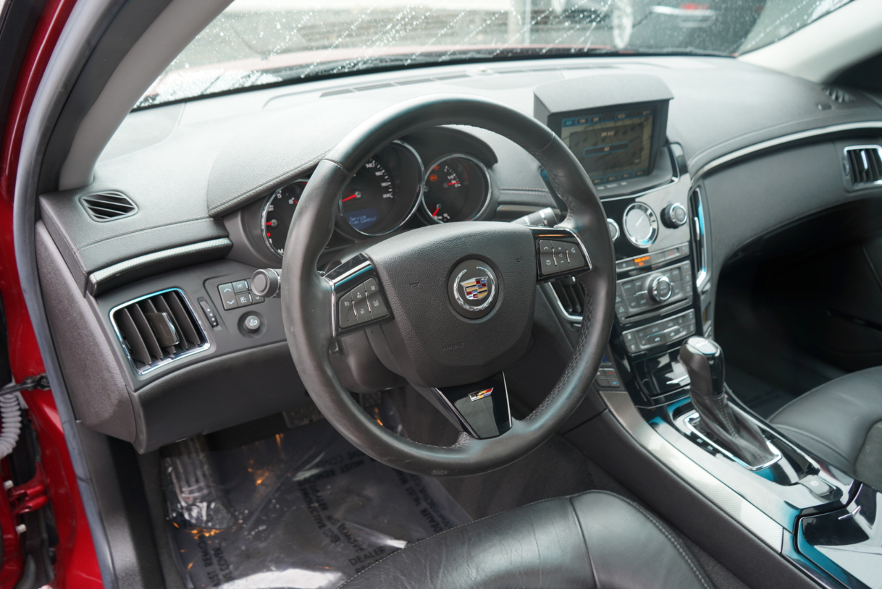 Cadillac CTS-V 4dr Sdn 2009