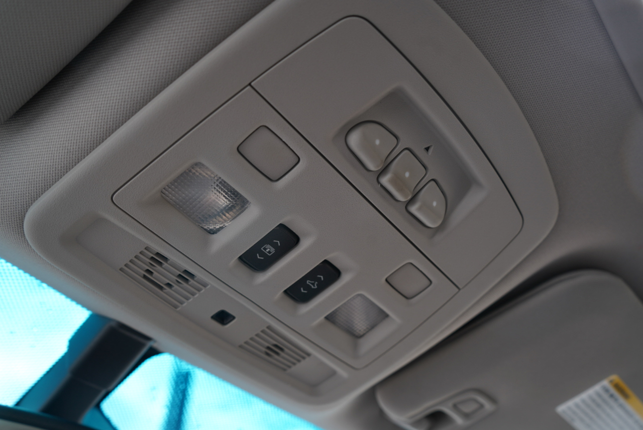 Cadillac CTS-V 4dr Sdn 2009