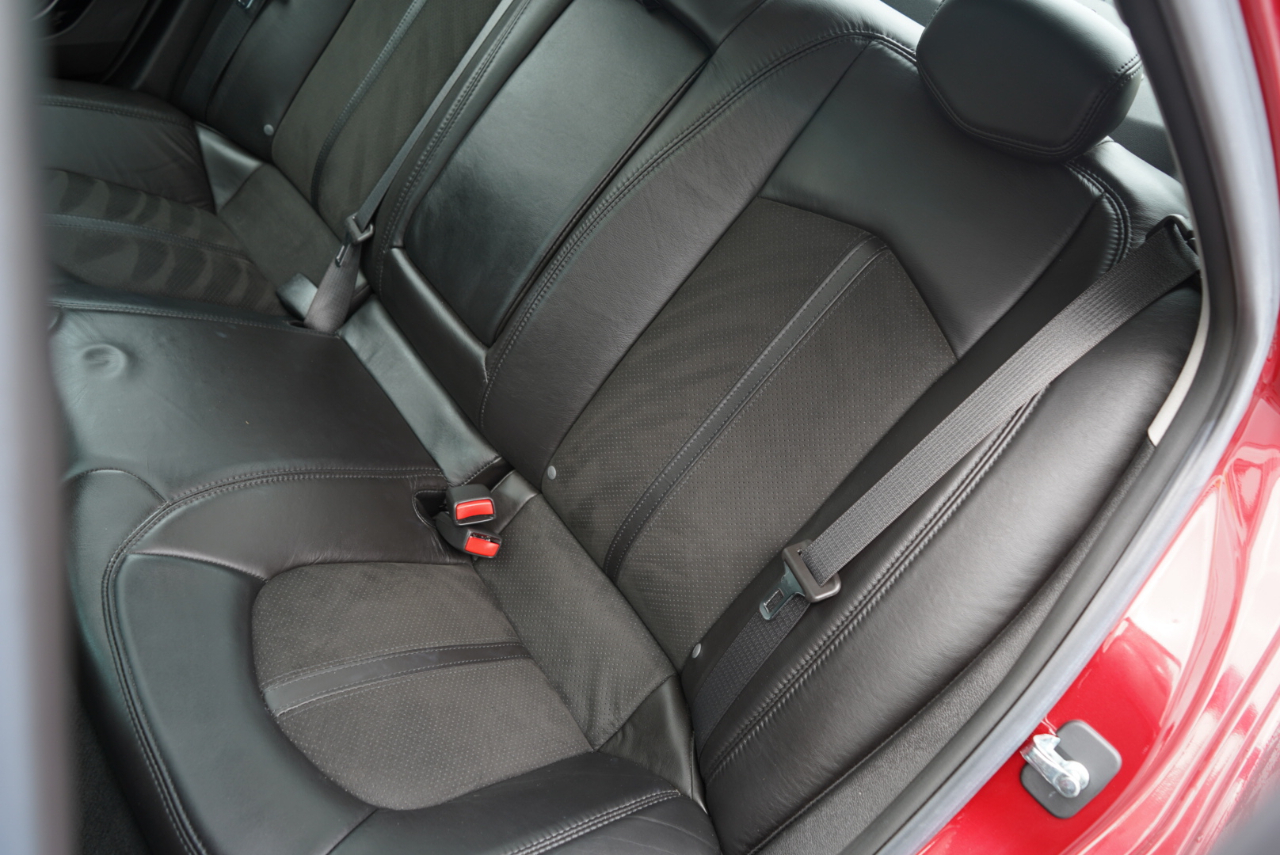 Cadillac CTS-V 4dr Sdn 2009