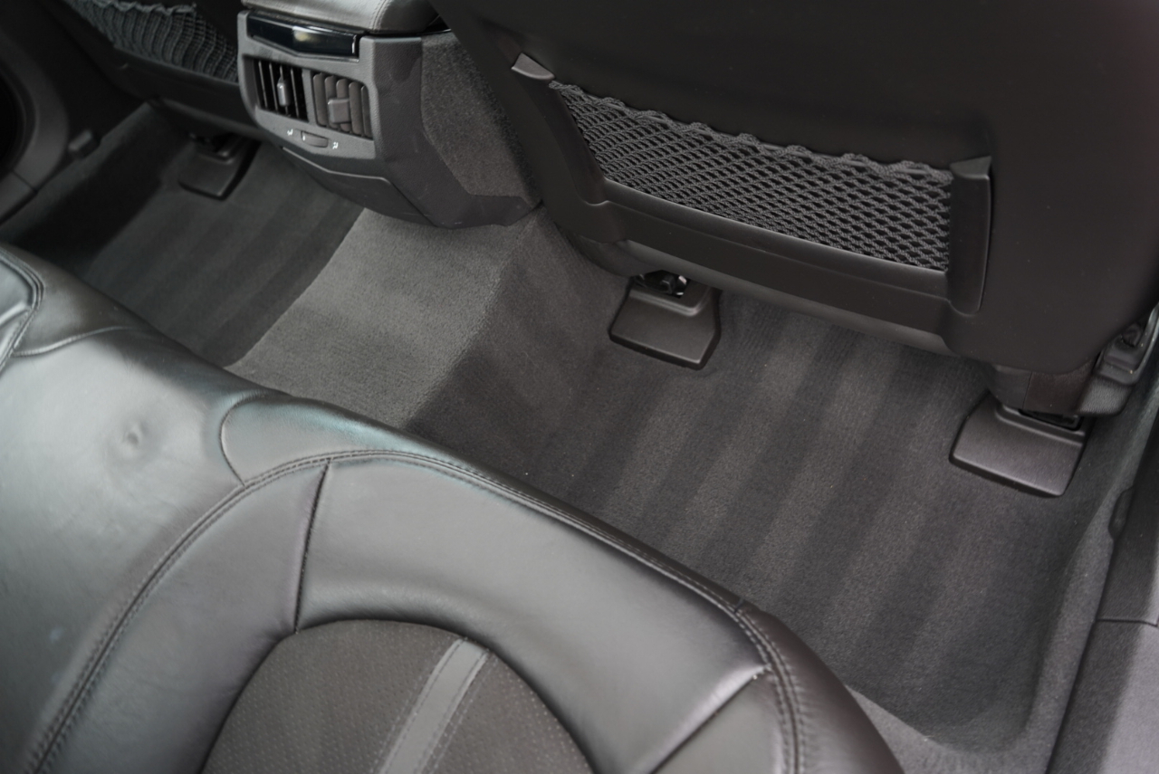 Cadillac CTS-V 4dr Sdn 2009