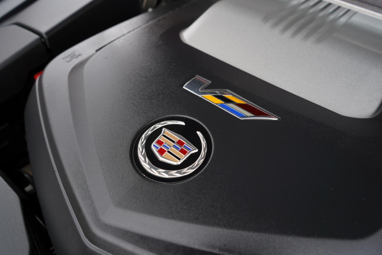 Cadillac CTS-V 4dr Sdn 2009