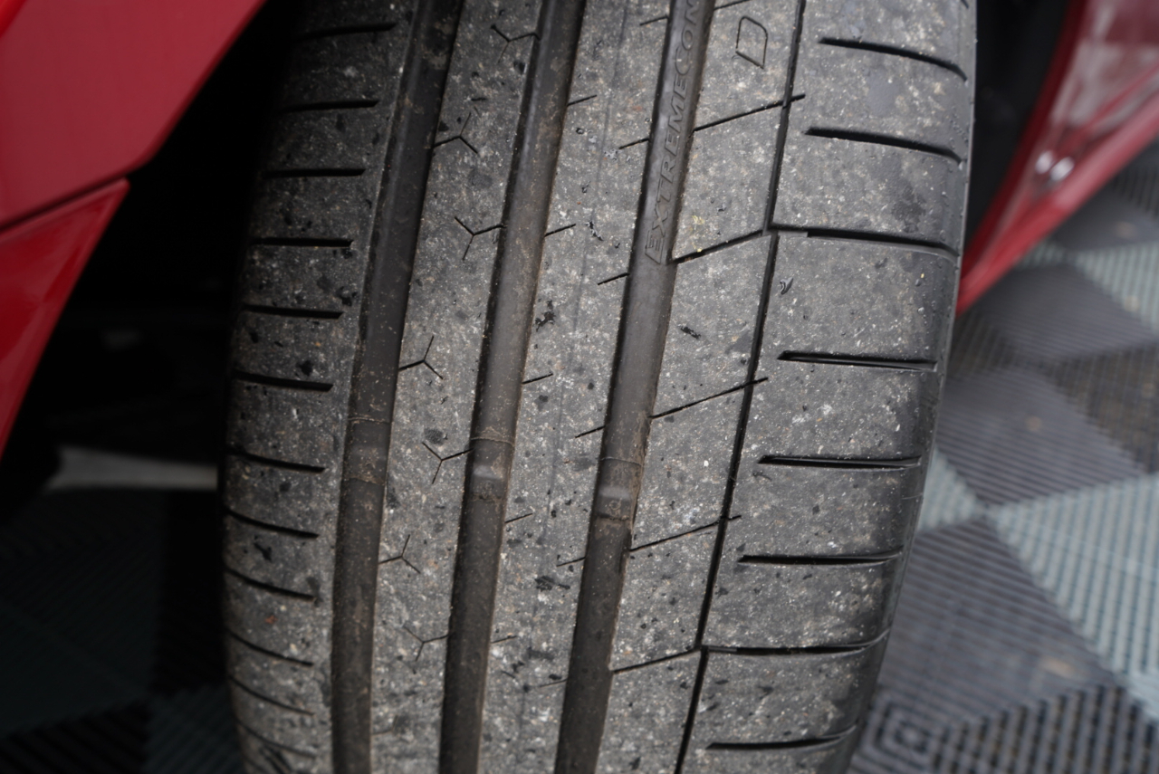 Cadillac CTS-V 4dr Sdn 2009