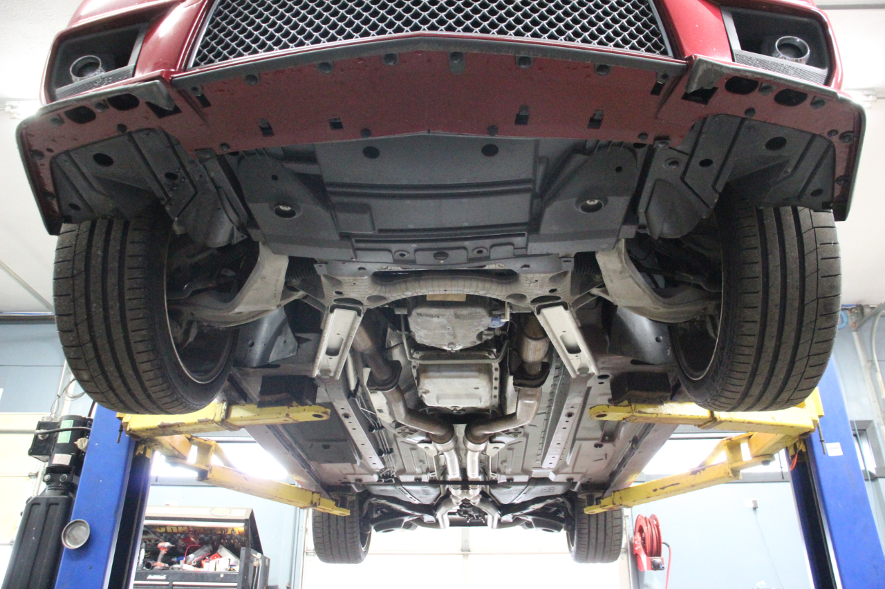 Cadillac CTS-V 4dr Sdn 2009