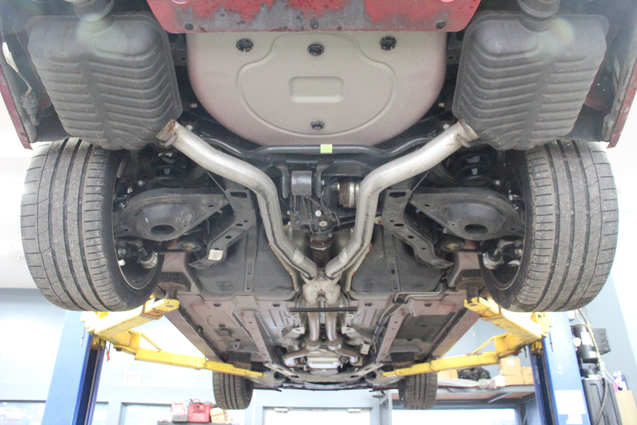 Cadillac CTS-V 4dr Sdn 2009