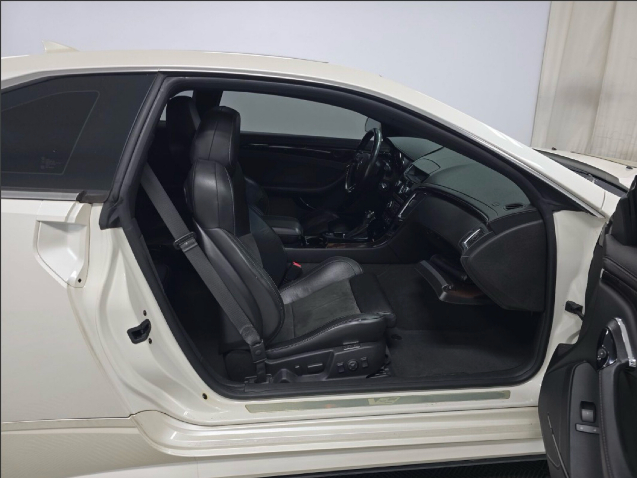 Cadillac CTS-V Coupe 2dr Cpe 2012