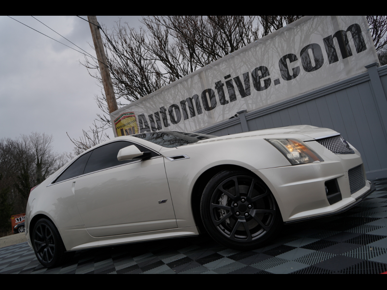 Cadillac CTS-V Coupe 2dr Cpe 2012