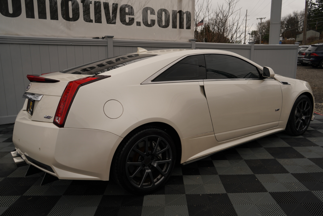 Cadillac CTS-V Coupe 2dr Cpe 2012