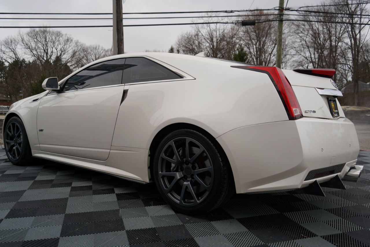 Cadillac CTS-V Coupe 2dr Cpe 2012