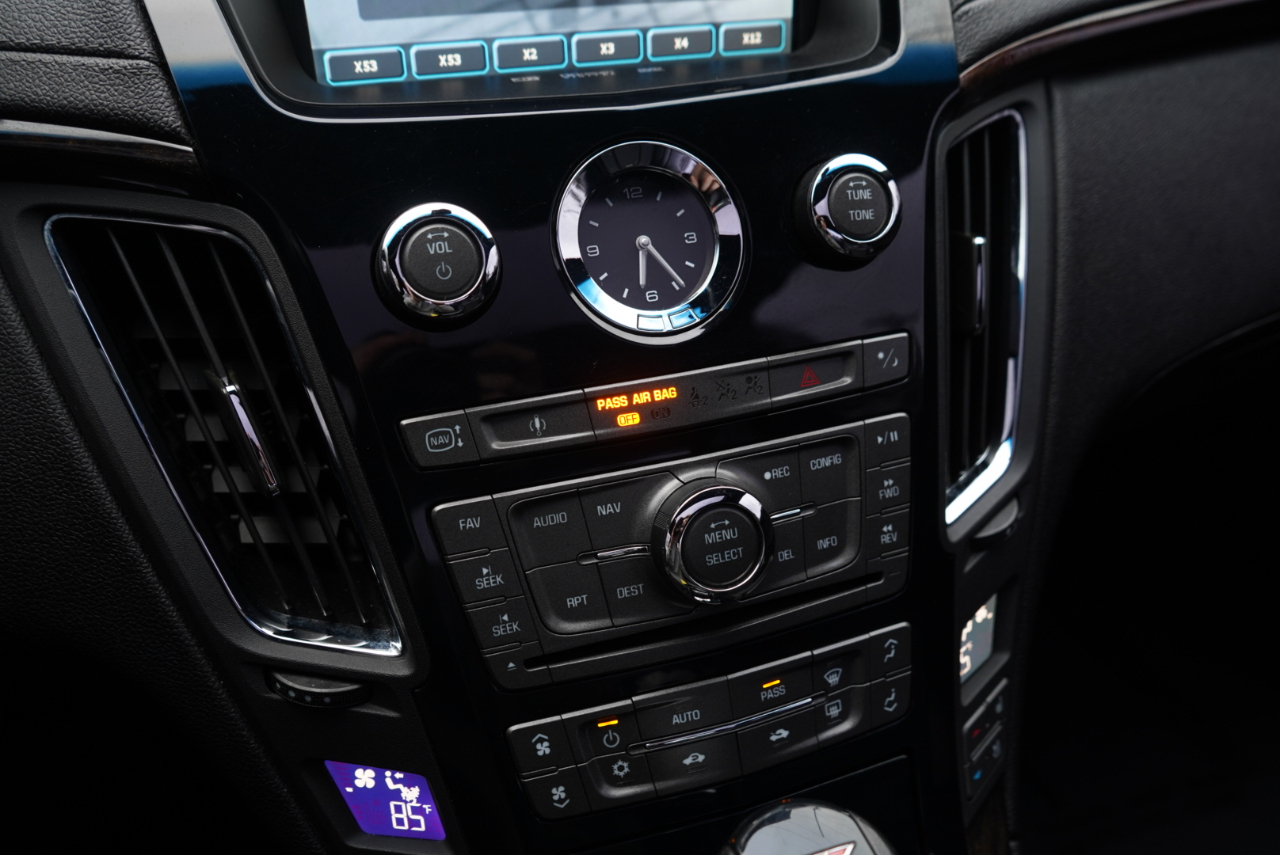 Cadillac CTS-V Coupe 2dr Cpe 2012