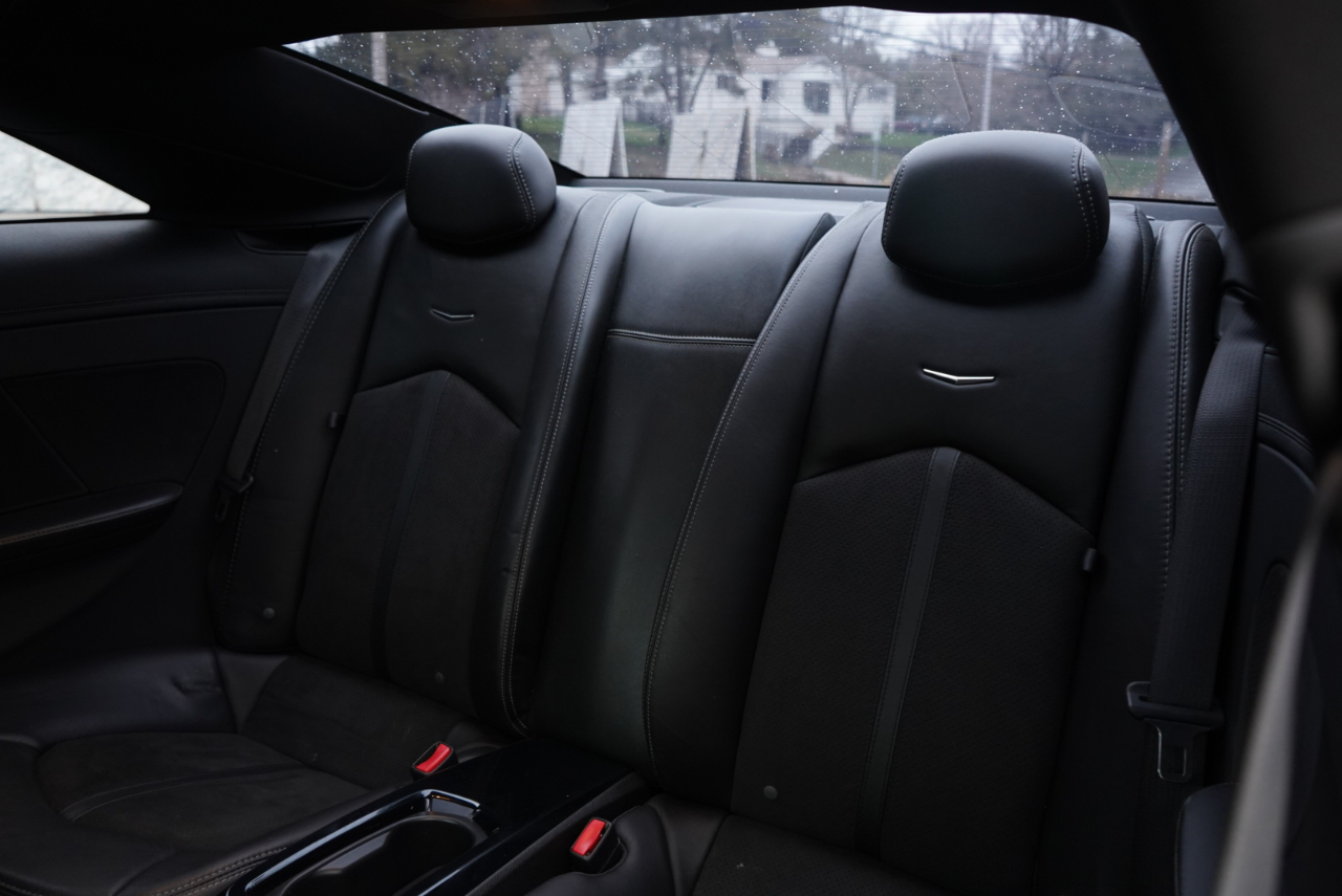 Cadillac CTS-V Coupe 2dr Cpe 2012