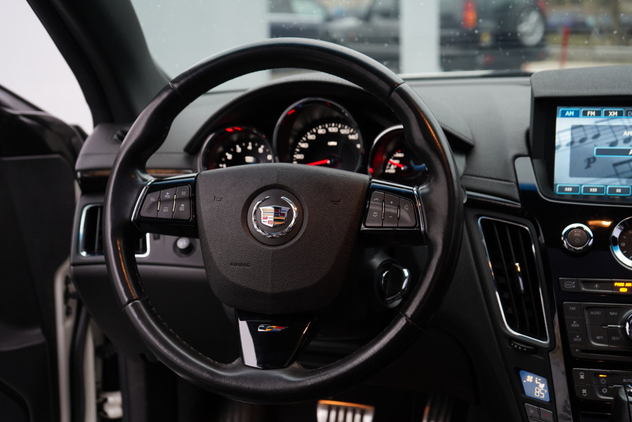 Cadillac CTS-V Coupe 2dr Cpe 2012