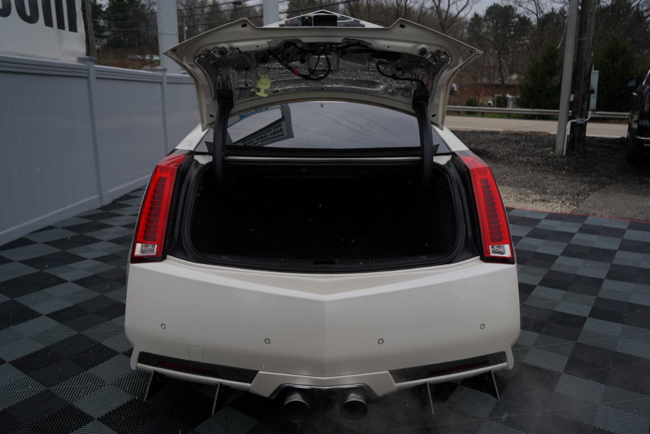 Cadillac CTS-V Coupe 2dr Cpe 2012
