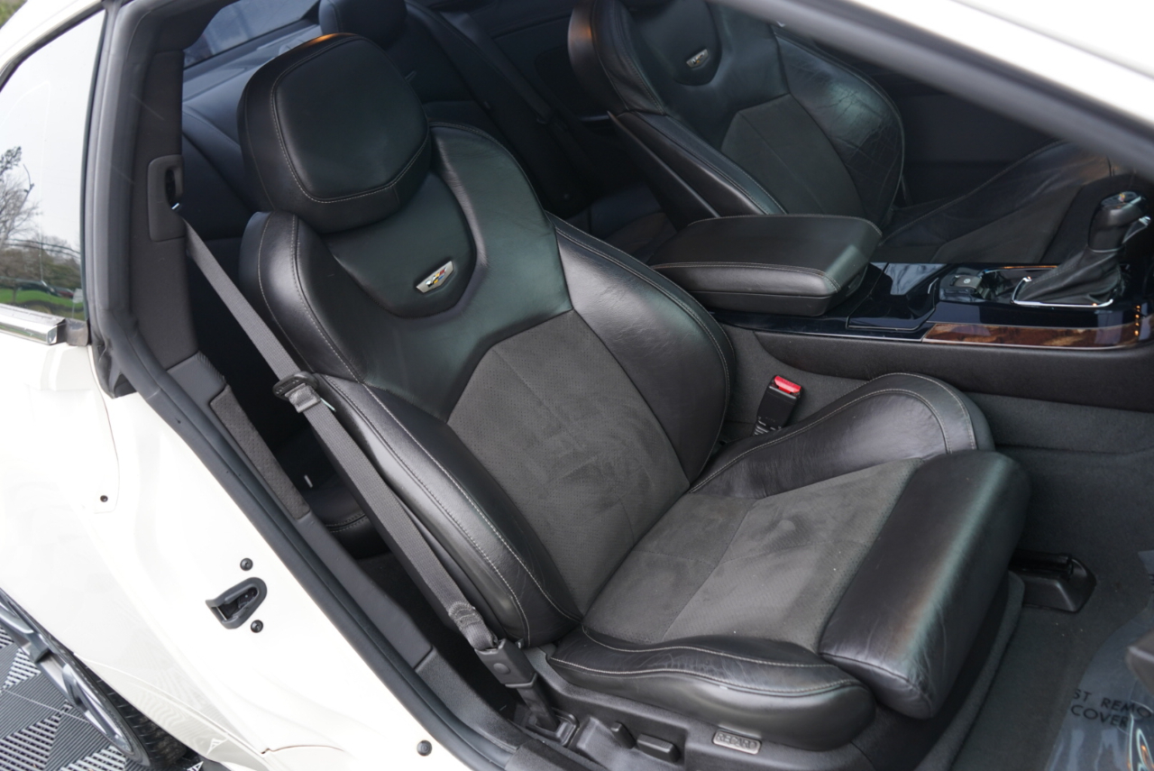 Cadillac CTS-V Coupe 2dr Cpe 2012