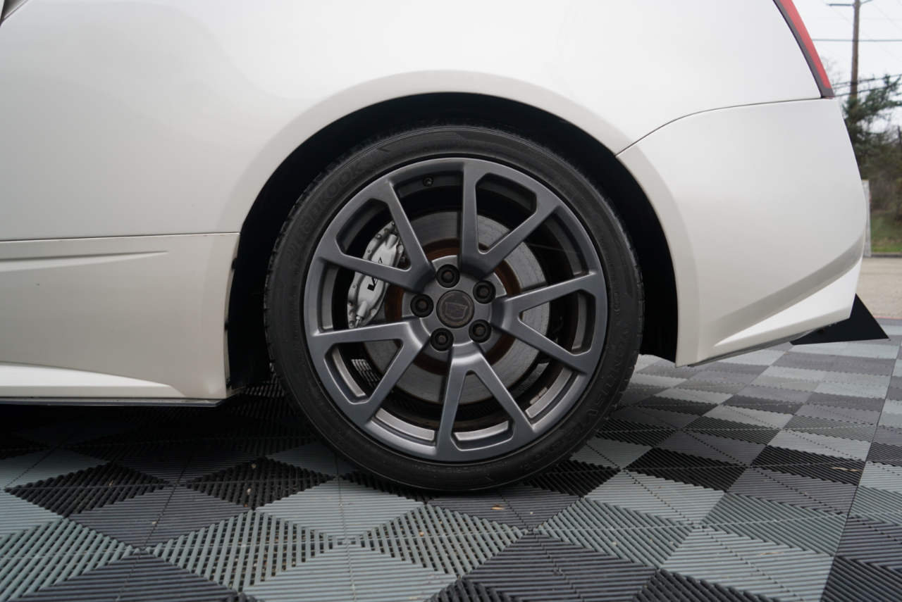 Cadillac CTS-V Coupe 2dr Cpe 2012