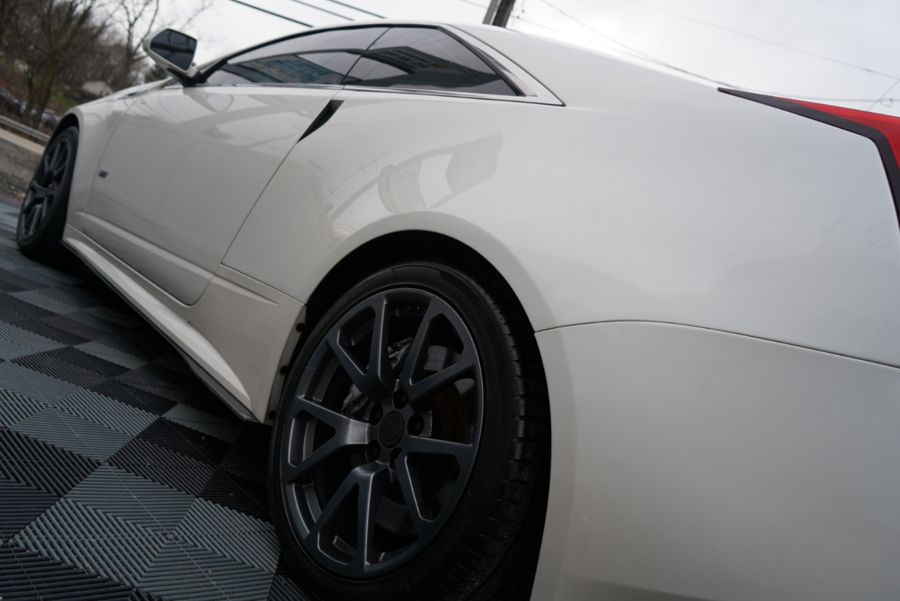 Cadillac CTS-V Coupe 2dr Cpe 2012