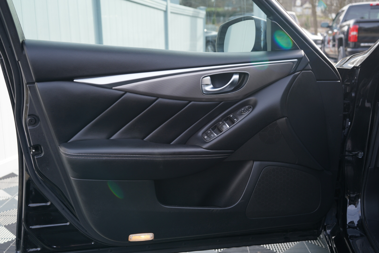 Infiniti Q50 4dr Sdn AWD 2015