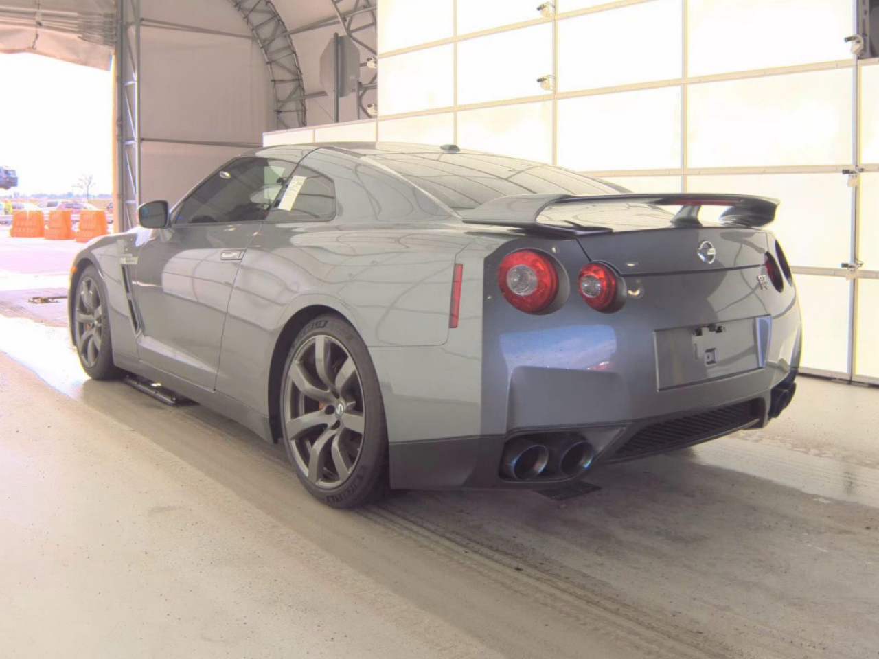 Nissan GT-R 2dr Cpe Premium 2010