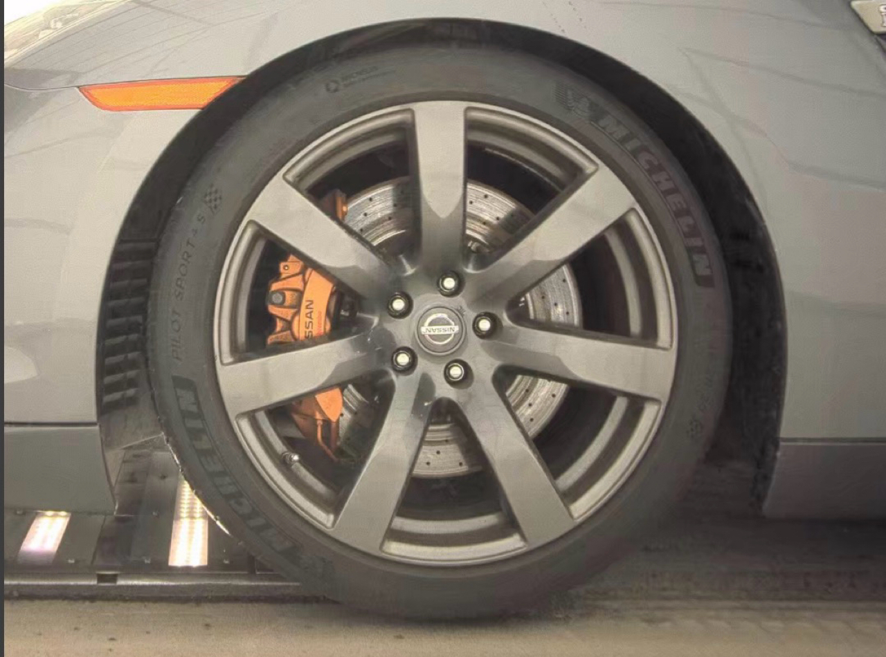 Nissan GT-R 2dr Cpe Premium 2010