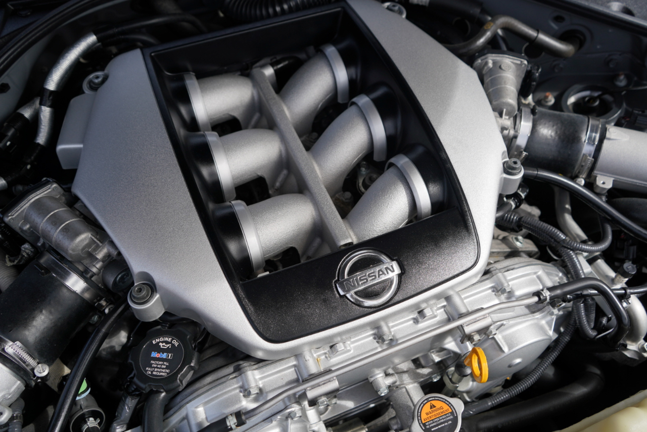 Nissan GT-R 2dr Cpe Premium 2010