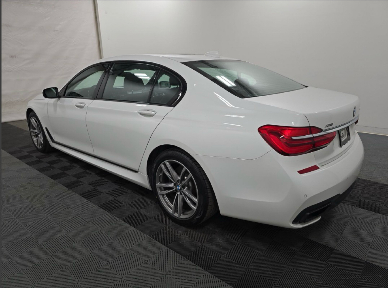 BMW 7 Series 740i xDrive Sedan 2017