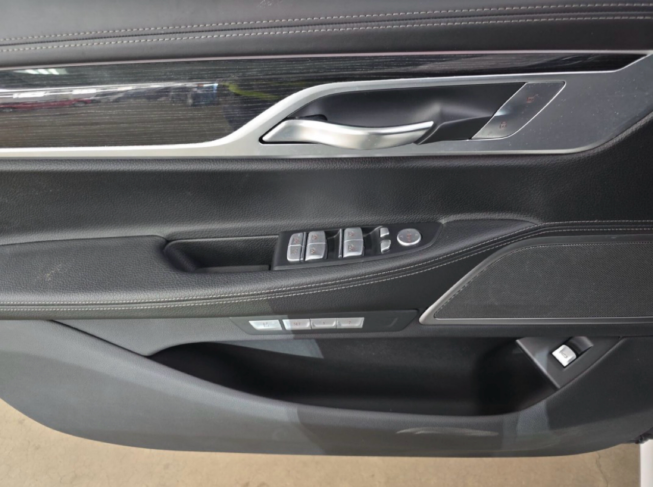 BMW 7 Series 740i xDrive Sedan 2017