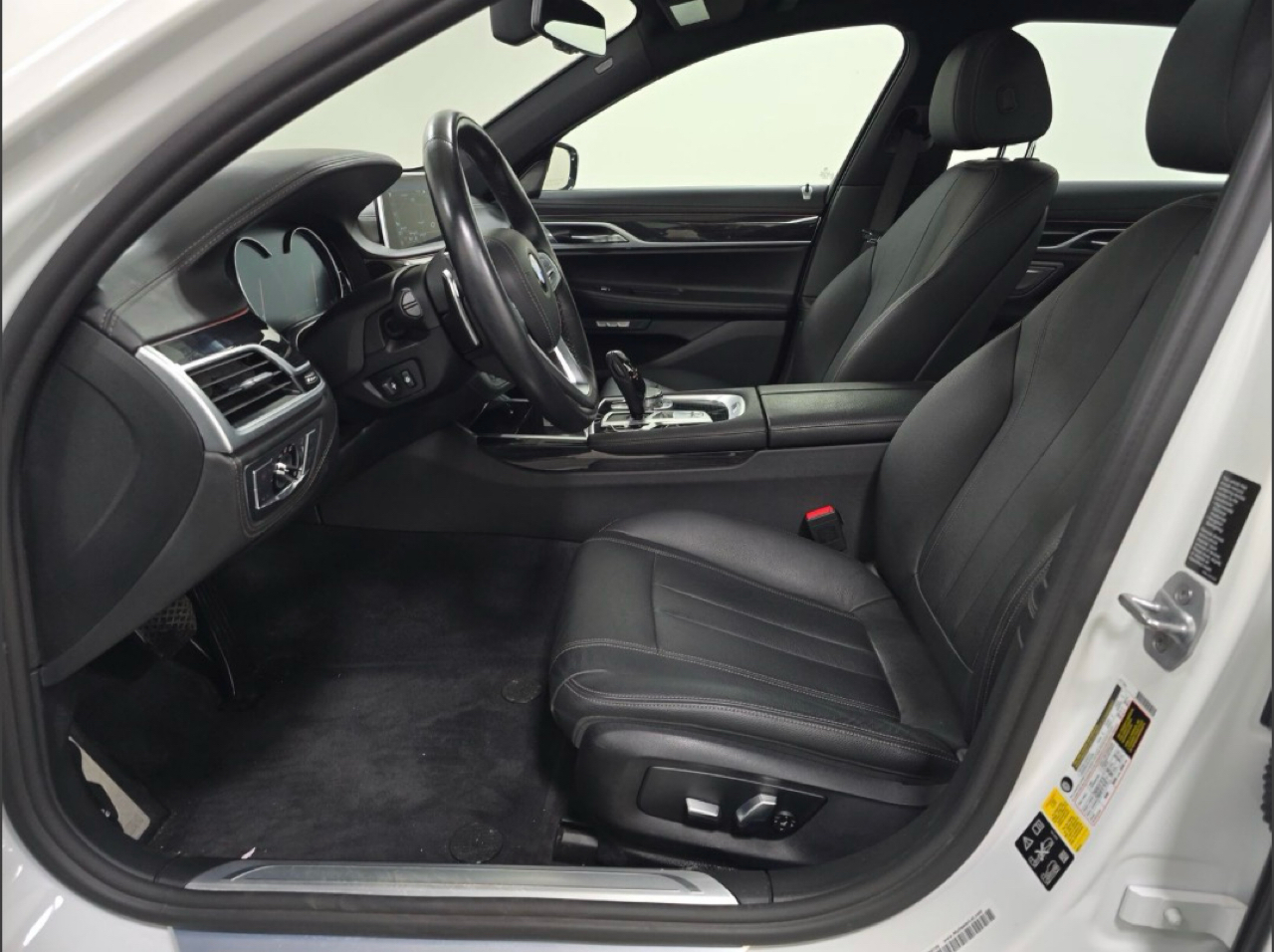 BMW 7 Series 740i xDrive Sedan 2017