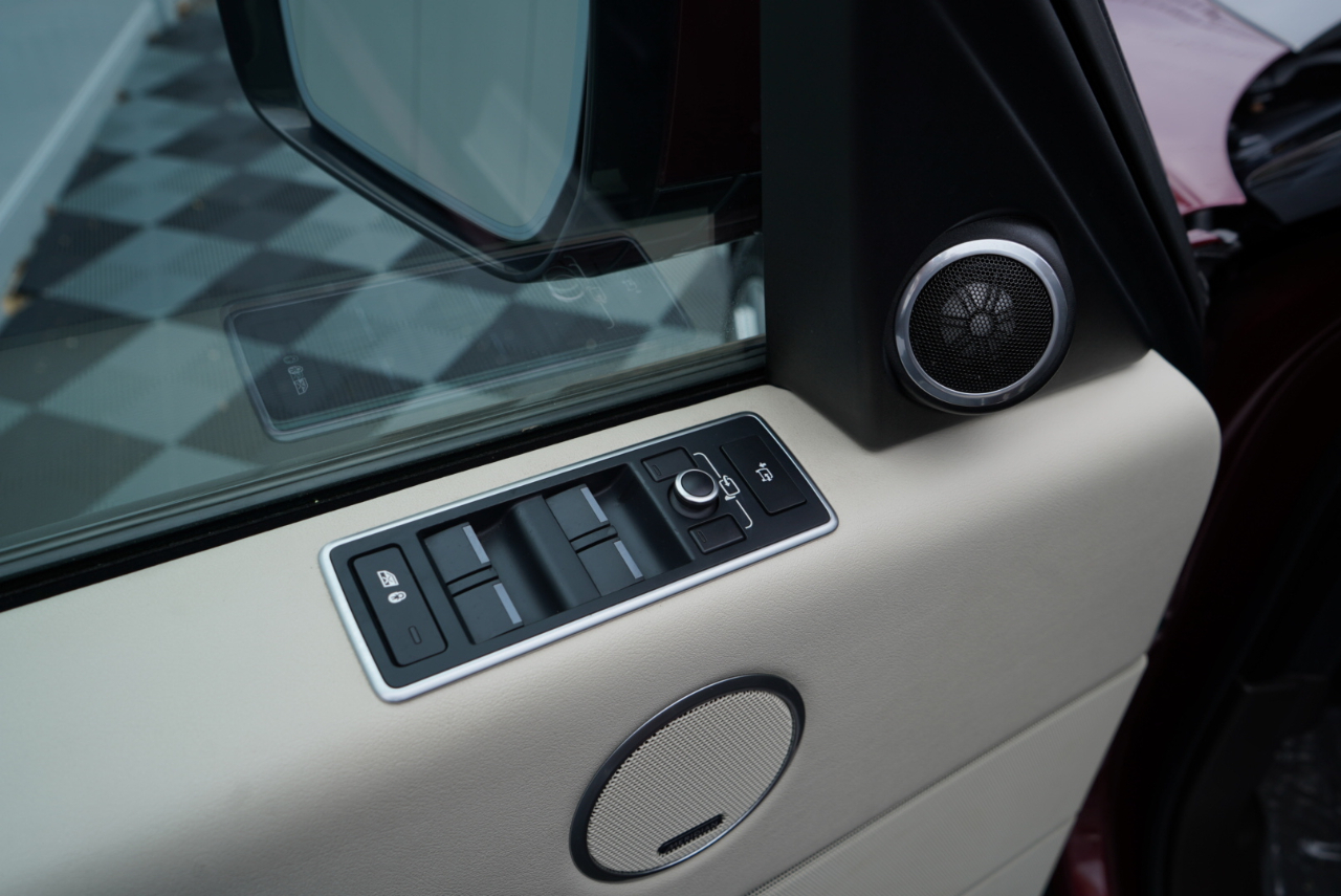 Land Rover Range Rover V8 Supercharged SWB 2017