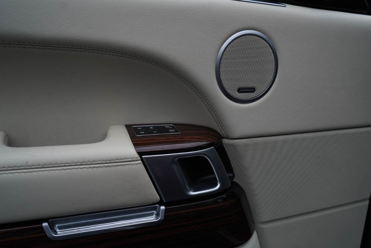 Land Rover Range Rover V8 Supercharged SWB 2017