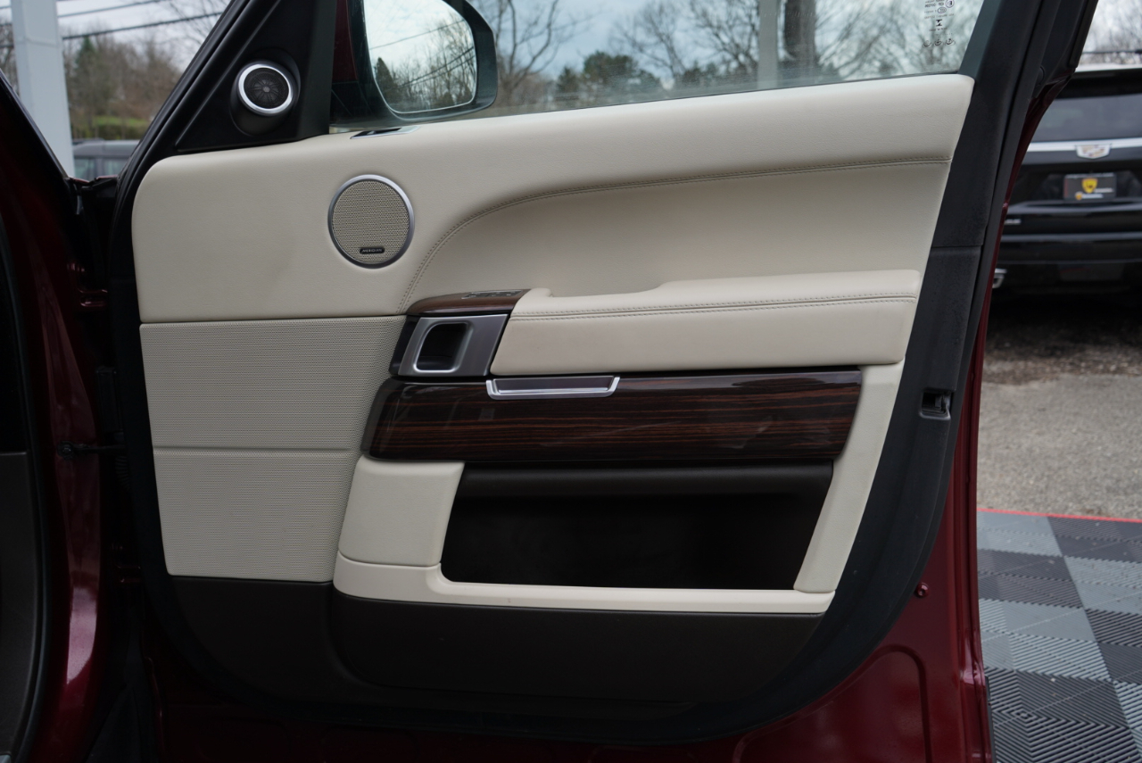 Land Rover Range Rover V8 Supercharged SWB 2017