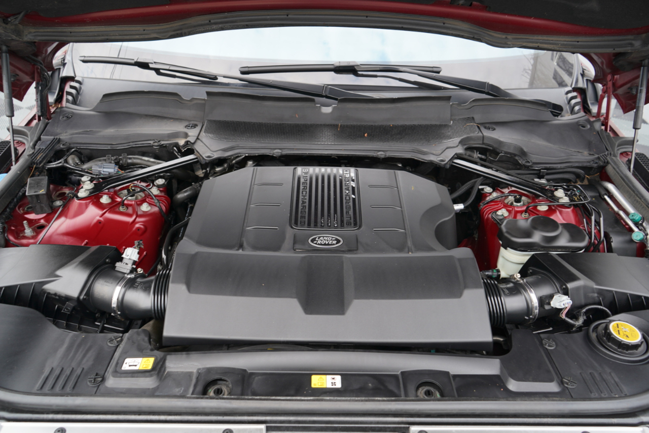 Land Rover Range Rover V8 Supercharged SWB 2017