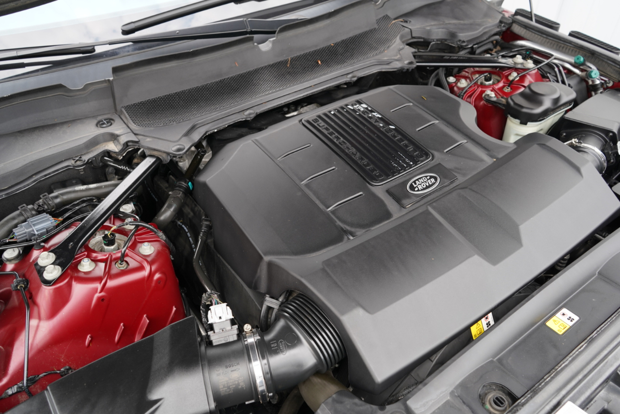 Land Rover Range Rover V8 Supercharged SWB 2017