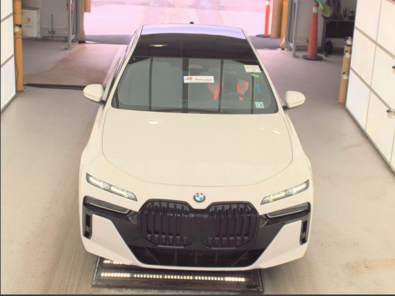 BMW 7 Series 760i xDrive Sedan 2023