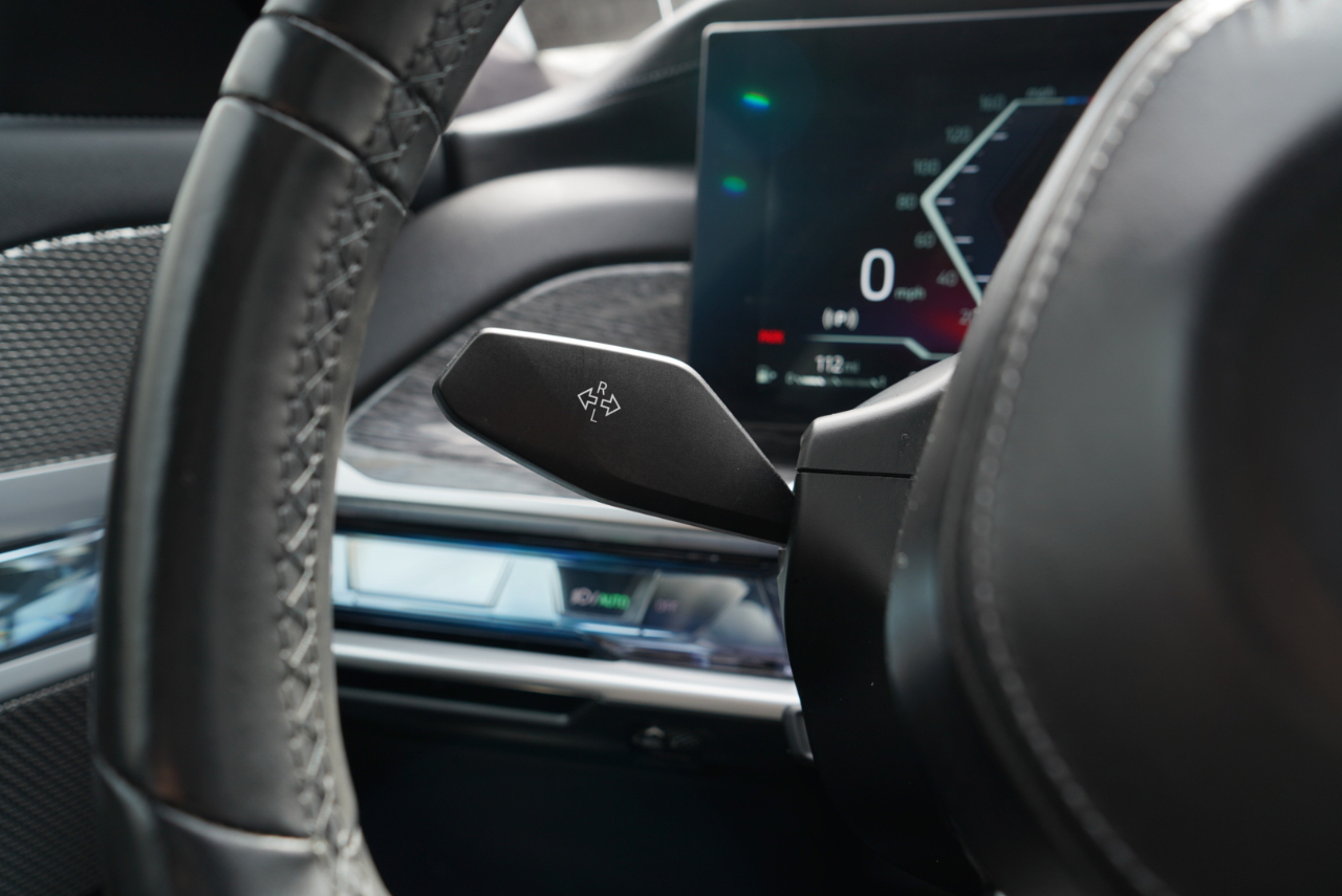 BMW 7 Series 760i xDrive Sedan 2023