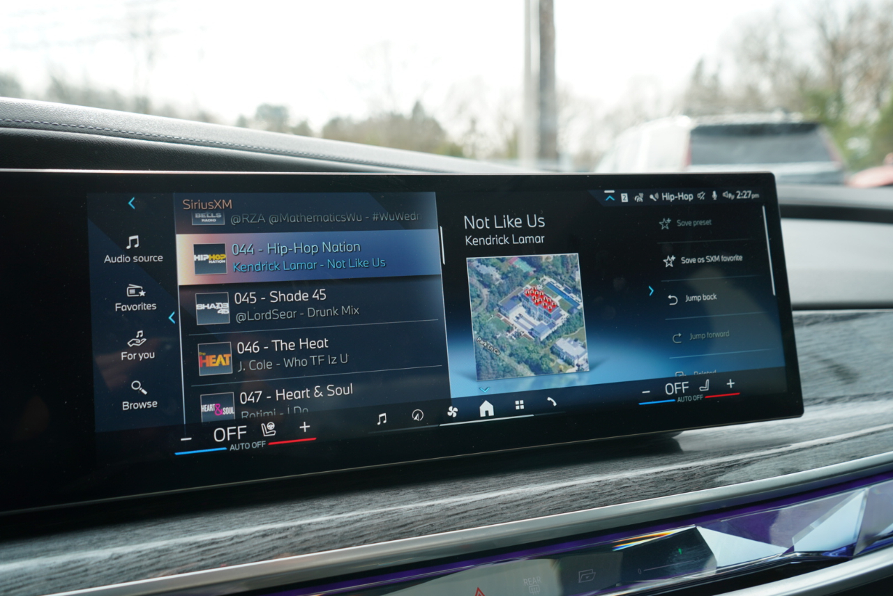 BMW 7 Series 760i xDrive Sedan 2023