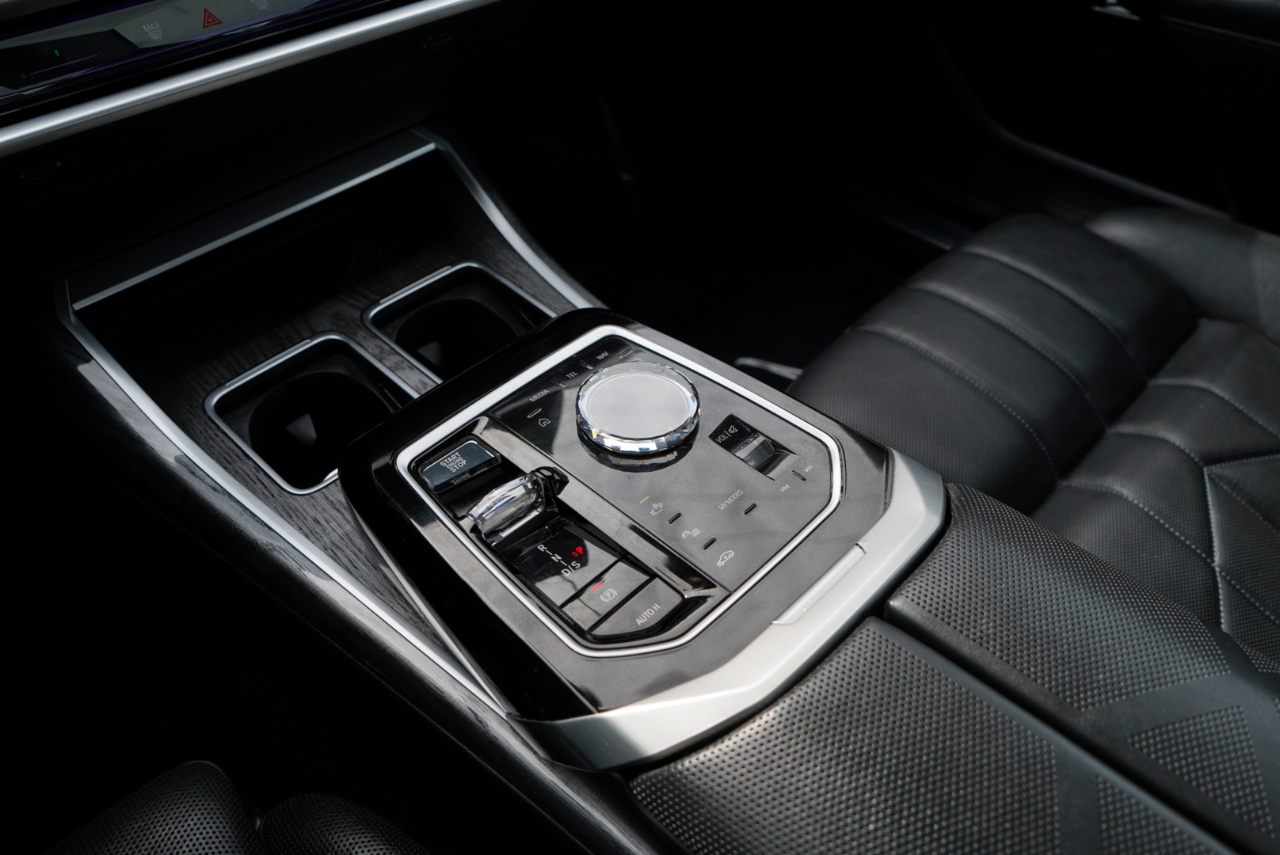 BMW 7 Series 760i xDrive Sedan 2023