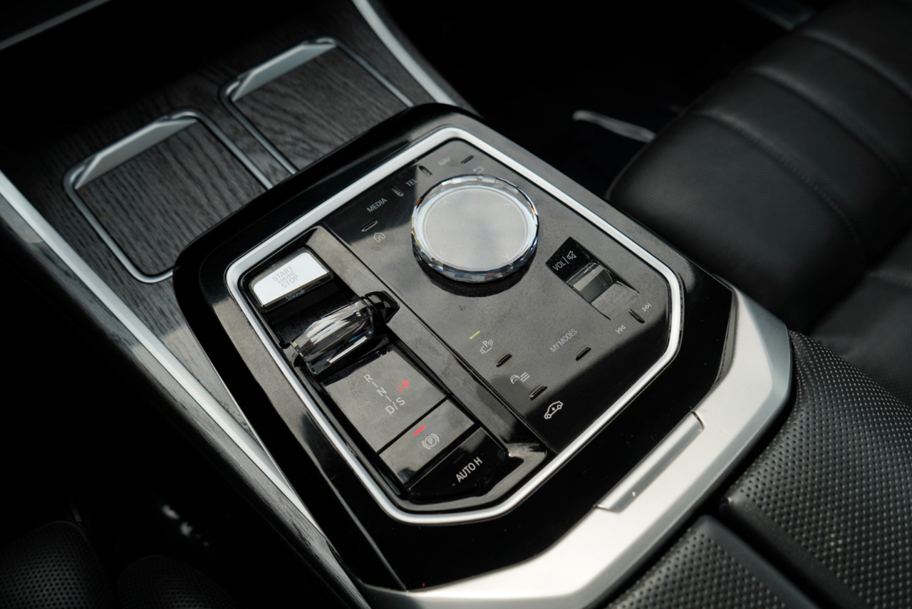 BMW 7 Series 760i xDrive Sedan 2023