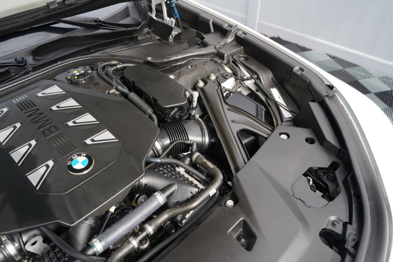 BMW 7 Series 760i xDrive Sedan 2023