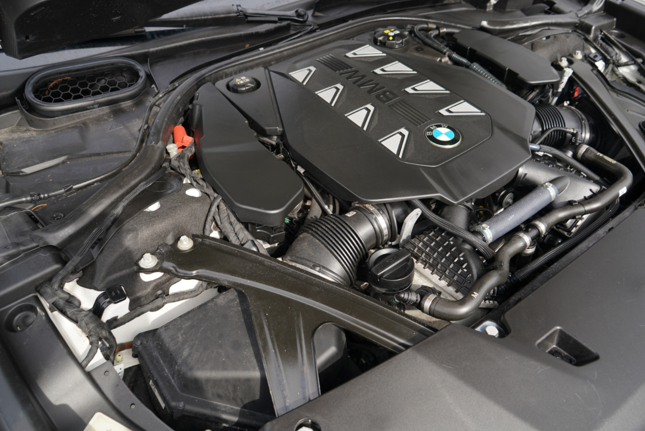 BMW 7 Series 760i xDrive Sedan 2023