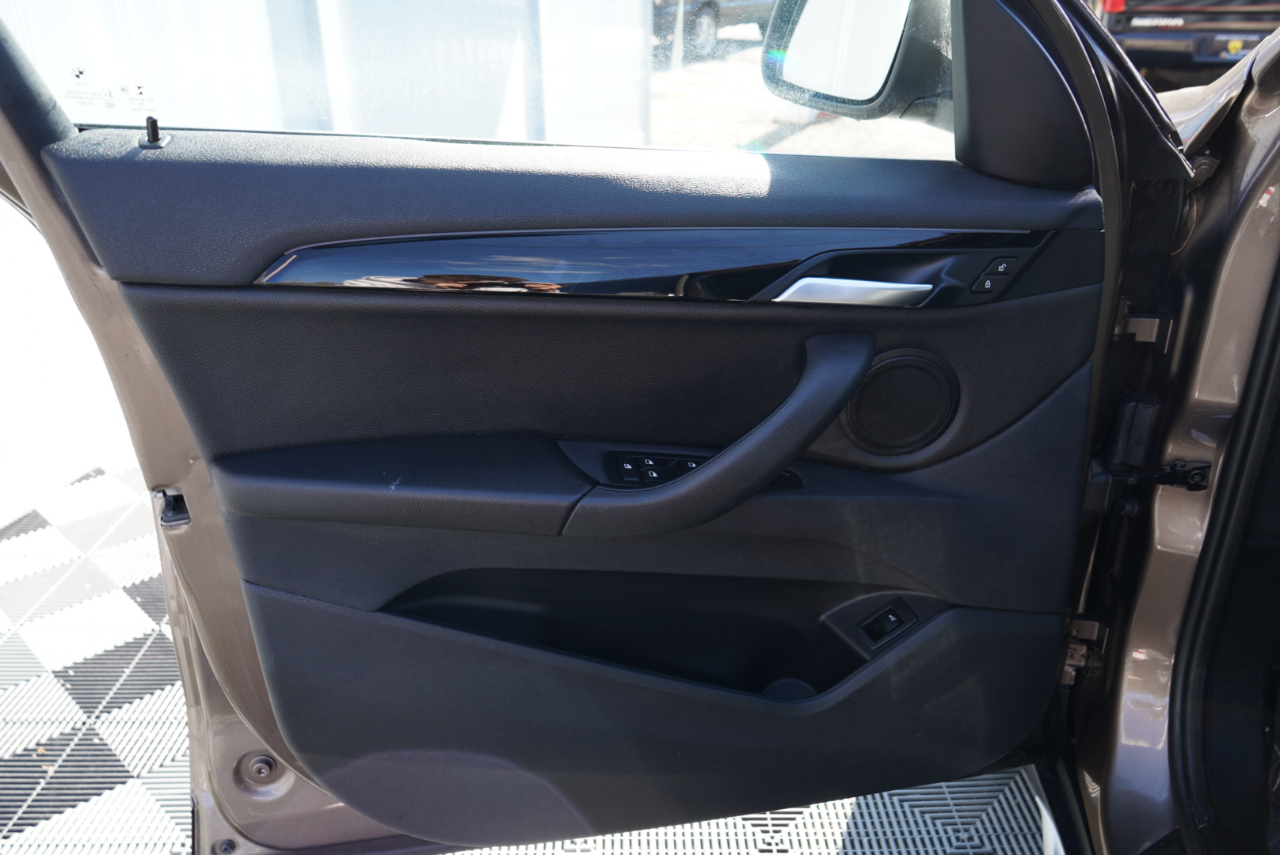 BMW X1 xDrive28i Sports Activity Vehicle 2020