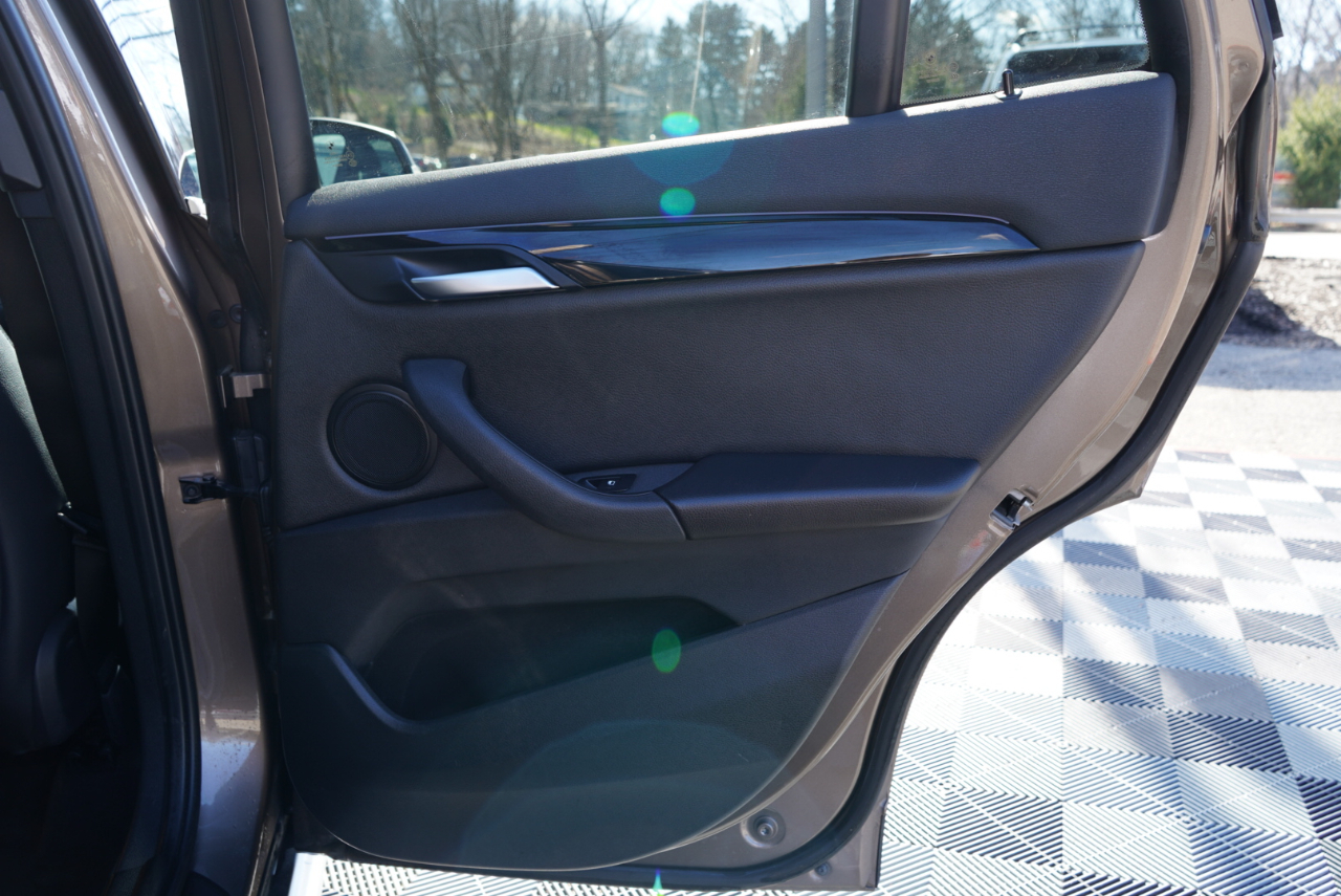 BMW X1 xDrive28i Sports Activity Vehicle 2020