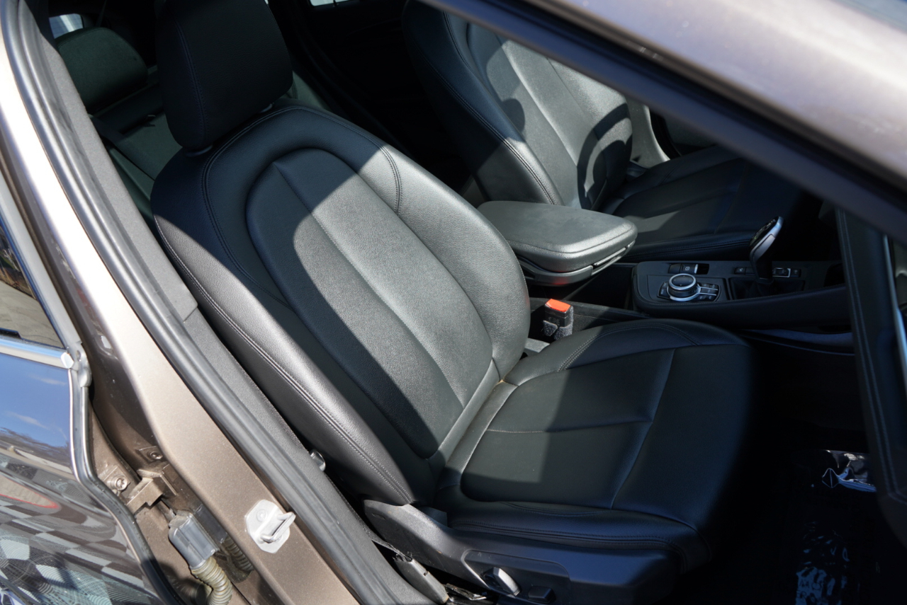 BMW X1 xDrive28i Sports Activity Vehicle 2020